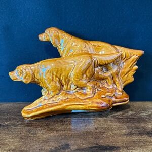Golden Retrievers Pointing Figurine